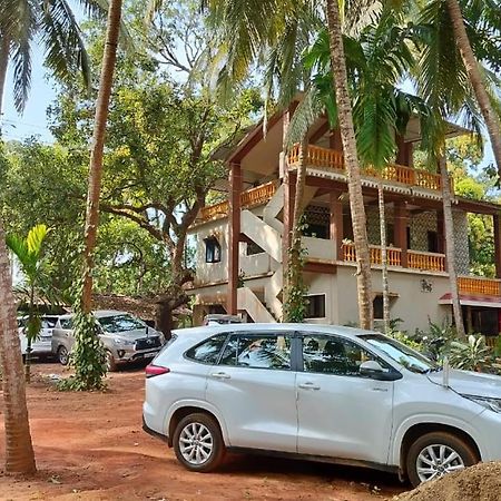 Sneh Beach Homestay - Wayangani Vengurla Buitenkant foto