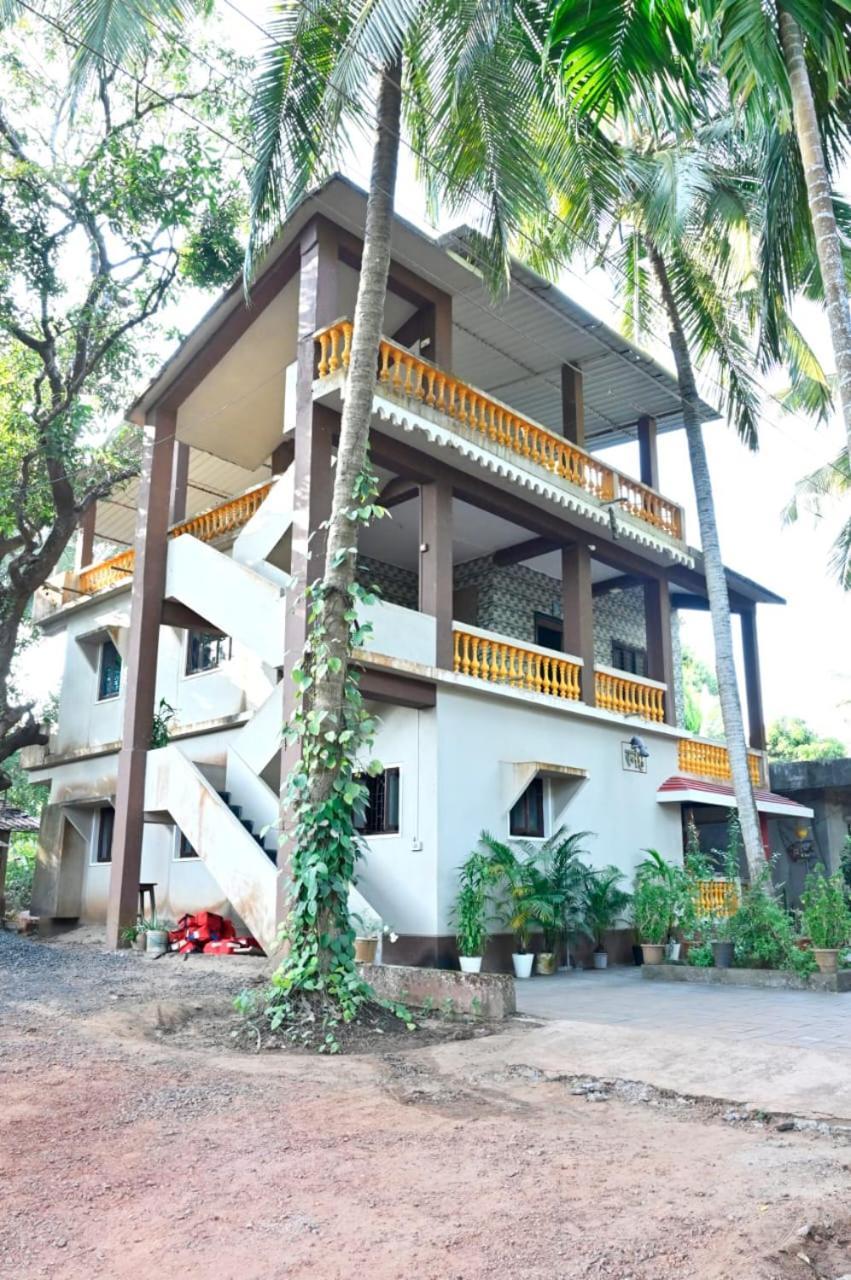 Sneh Beach Homestay - Wayangani Vengurla Buitenkant foto